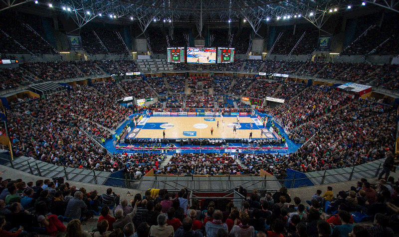 El Buesa Arena lleno tras la ampliación